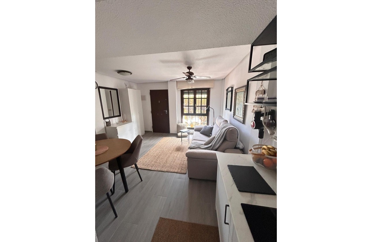 Resale - Bungalow - Torrevieja - Torre la mata