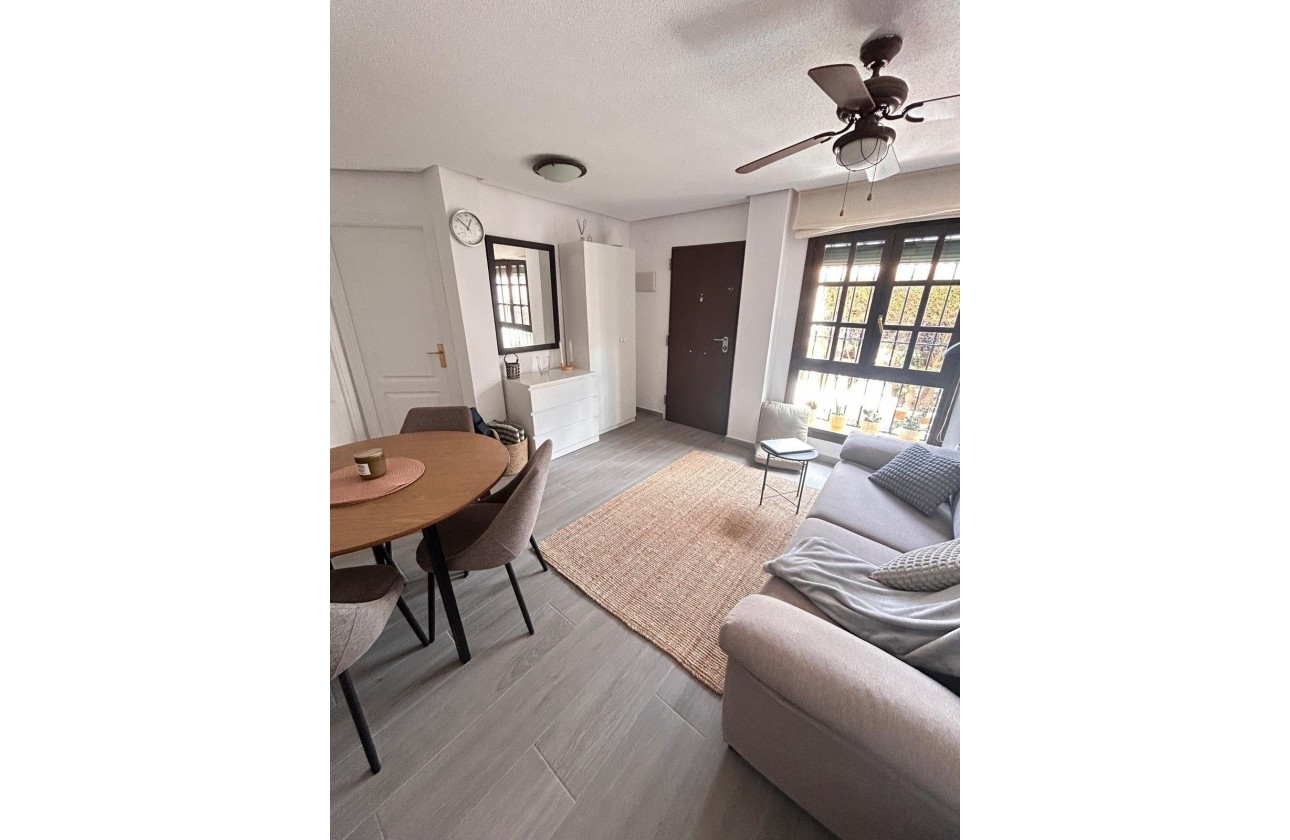 Resale - Bungalow - Torrevieja - Torre la mata
