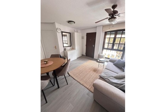 Resale - Bungalow - Torrevieja - Torre la mata