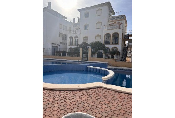 Resale - Bungalow - Torrevieja - Torre la mata
