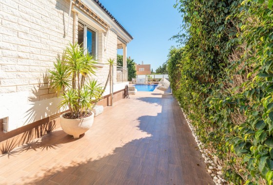 Revente - Villa - Torrevieja - Torre la mata