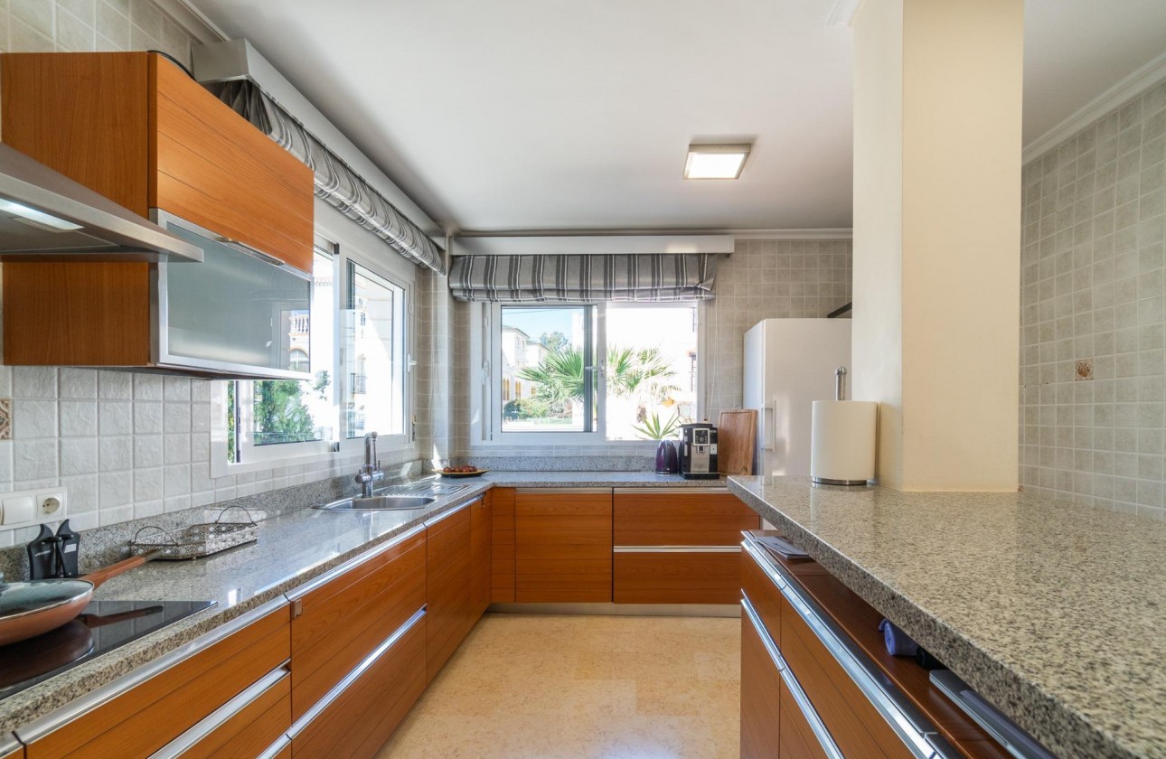 Revente - Villa - Torrevieja - Torre la mata