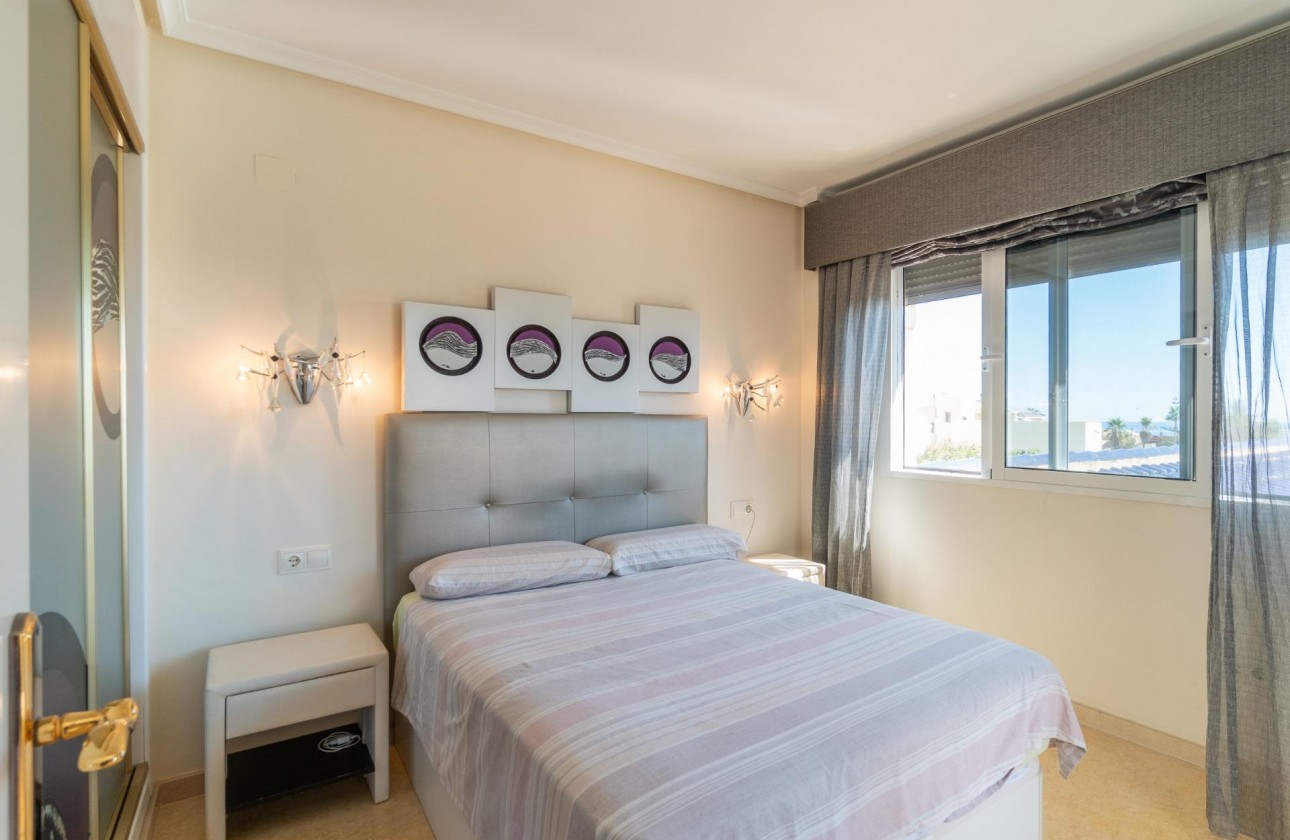 Revente - Villa - Torrevieja - Torre la mata
