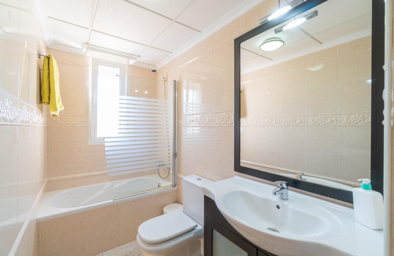 Revente - Villa - Torrevieja - Torre la mata
