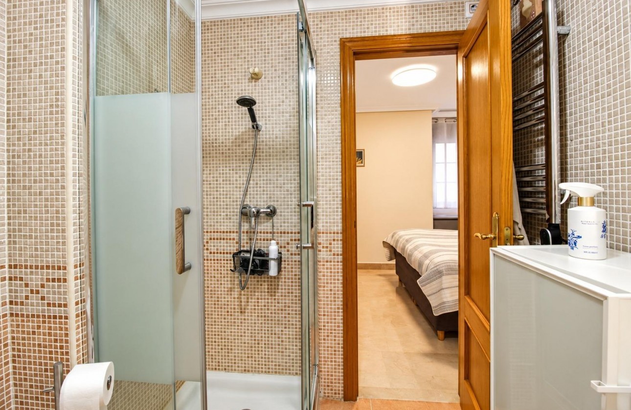 Revente - Appartement - Torrevieja - torrevieja