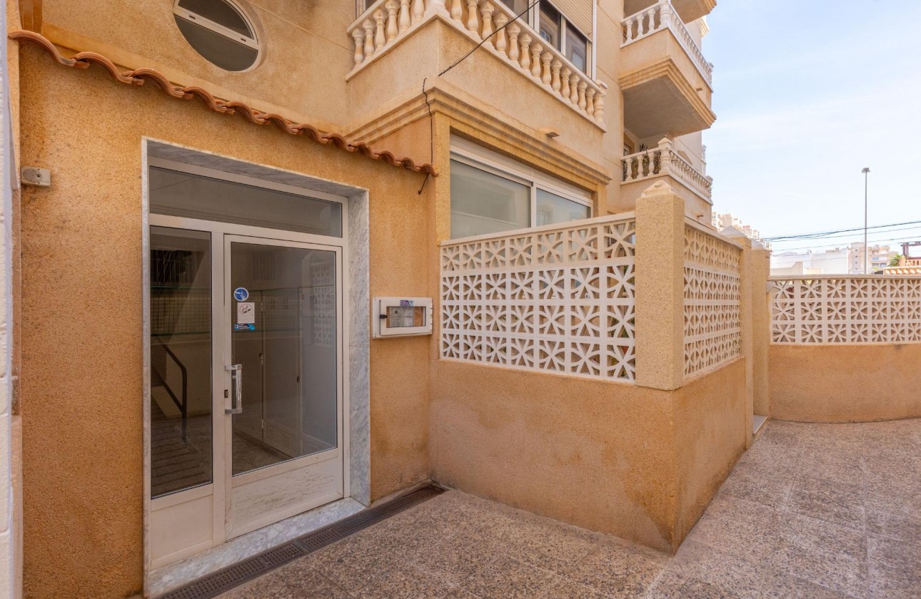Resale - Apartment / flat - Torrevieja - Nueva Torrevieja