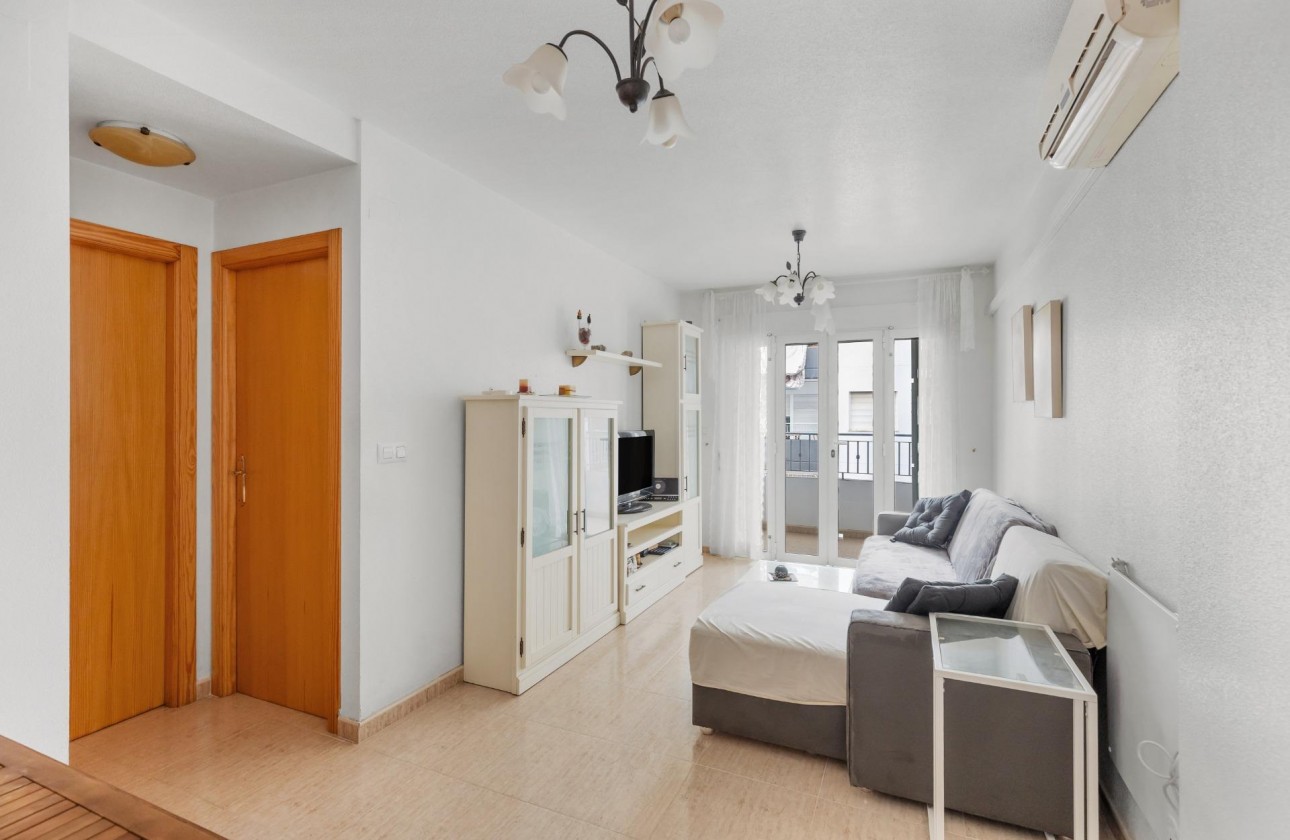 Resale - Apartment / flat - Torrevieja - El Molino