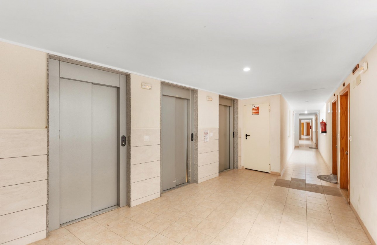 Resale - Apartment / flat - Torrevieja - El Molino