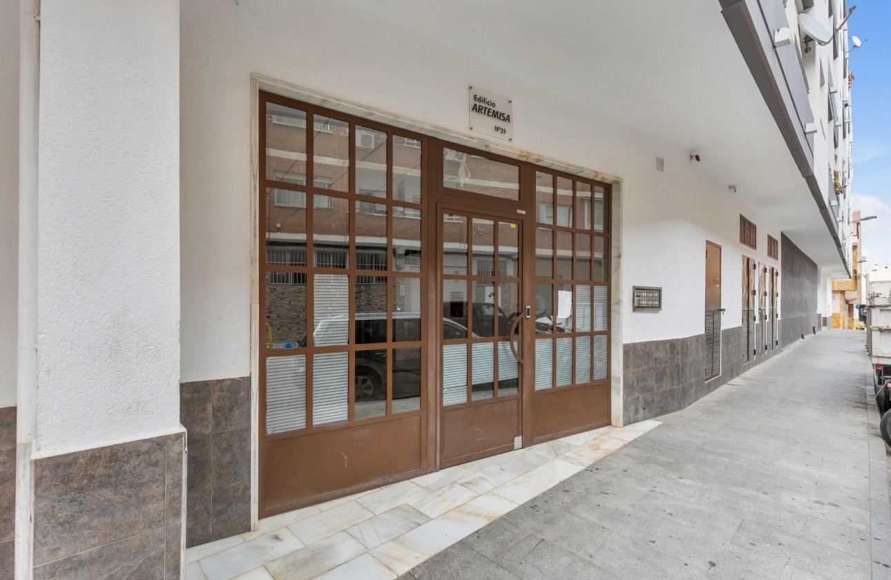 Resale - Apartment / flat - Torrevieja - El Molino