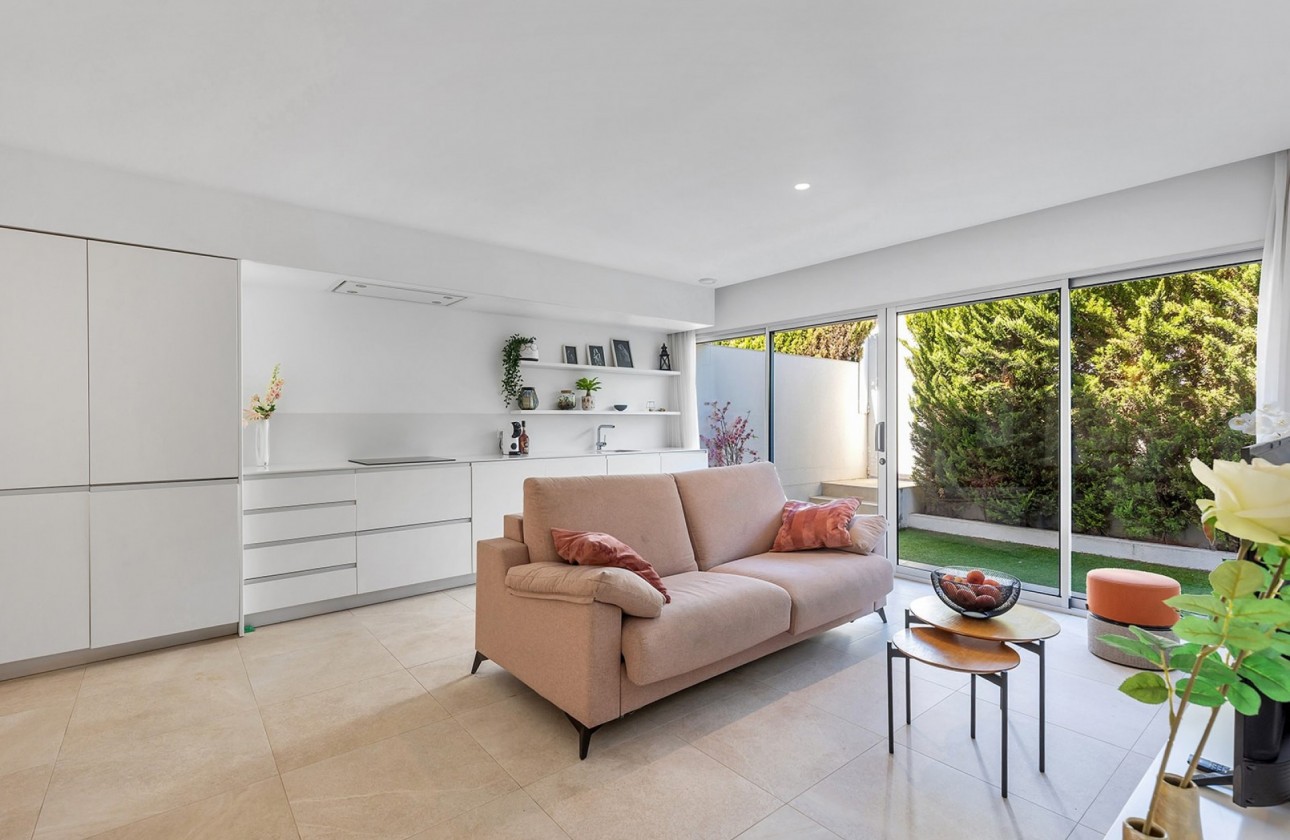 Resale - Apartment / flat - Torrevieja - Costa Blanca