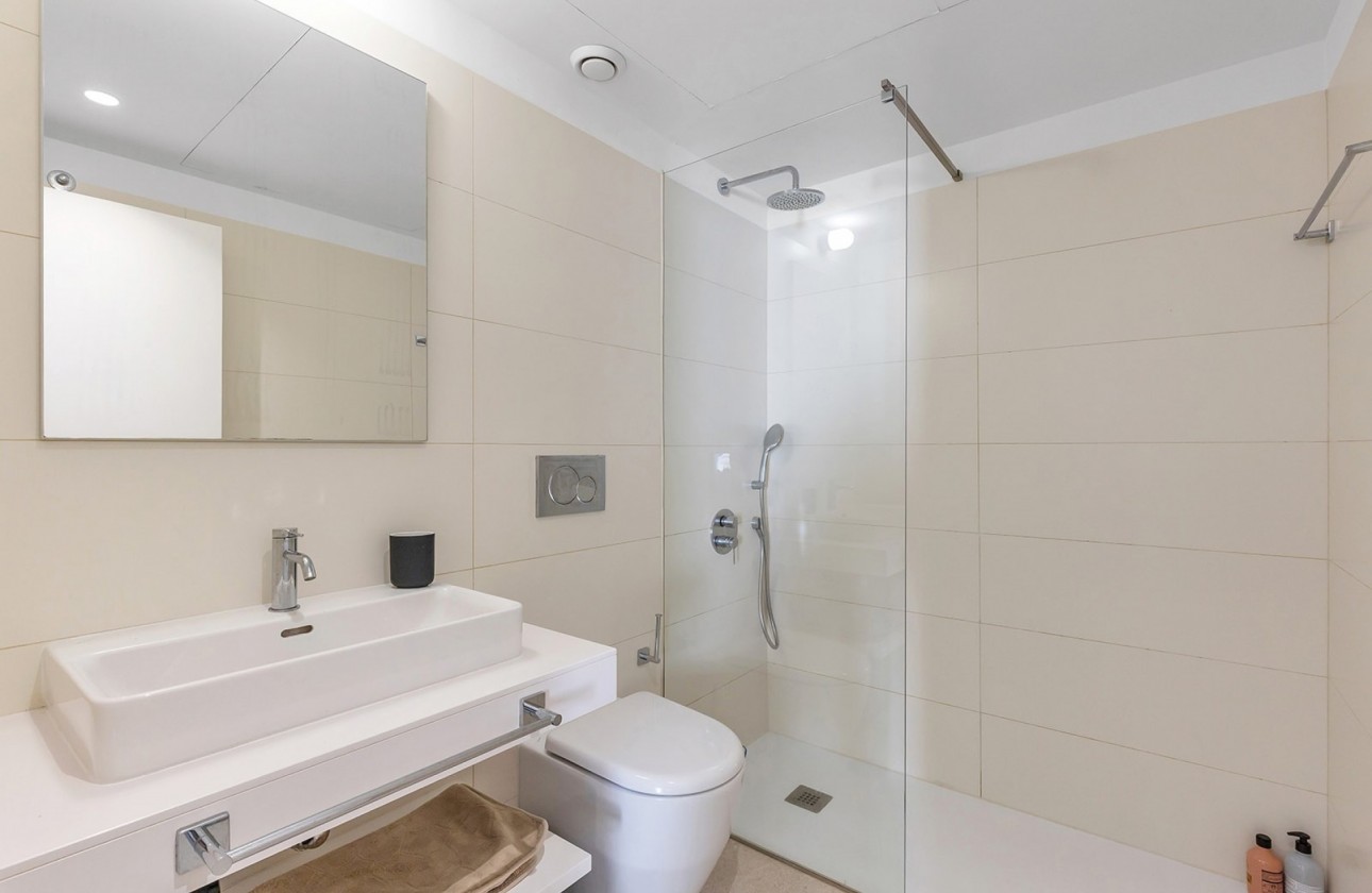 Resale - Apartment / flat - Torrevieja - Costa Blanca