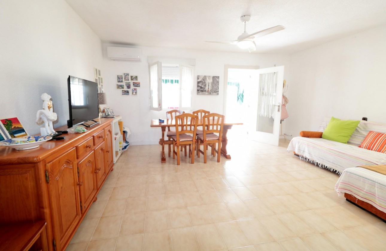 Resale - Villa - Torrevieja - playa de los naufragos