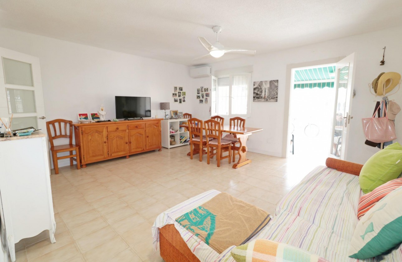 Resale - Villa - Torrevieja - playa de los naufragos