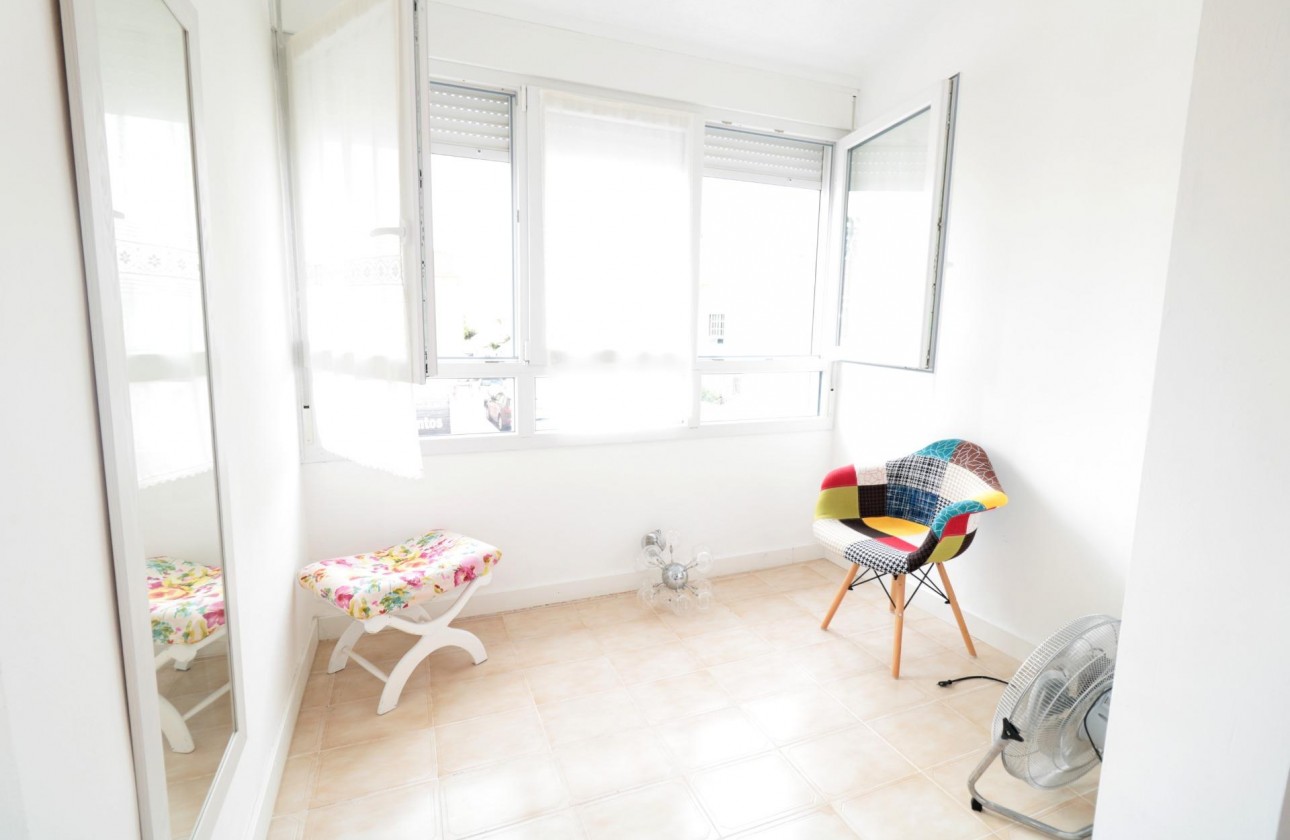 Resale - Villa - Torrevieja - playa de los naufragos
