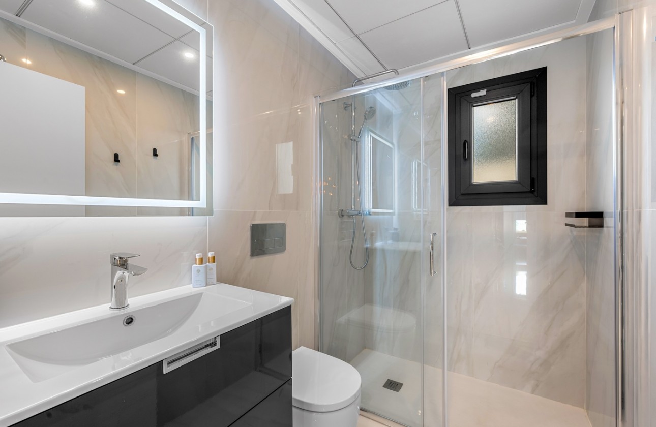 Reventa - Chalet - Orihuela Costa - Orihuela