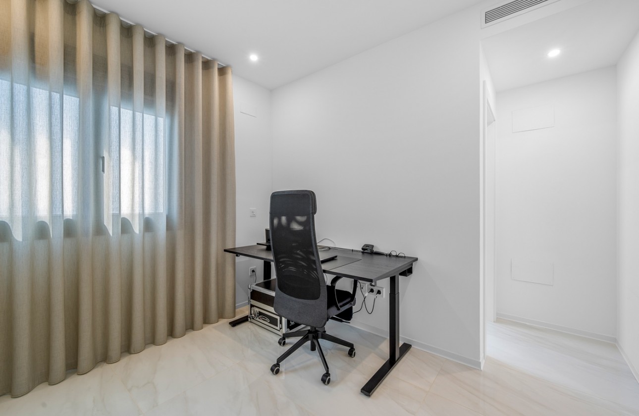 Reventa - Chalet - Orihuela Costa - Orihuela
