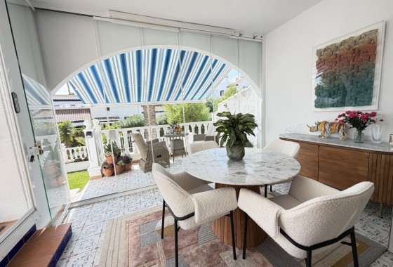 Resale - Bungalow - Villamartin