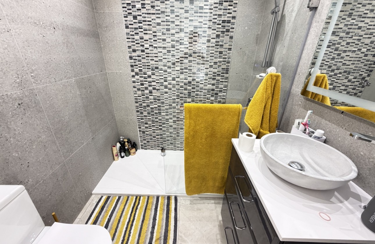 Resale - Bungalow - Villamartin