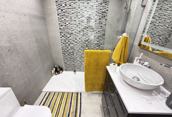 Resale - Bungalow - Villamartin