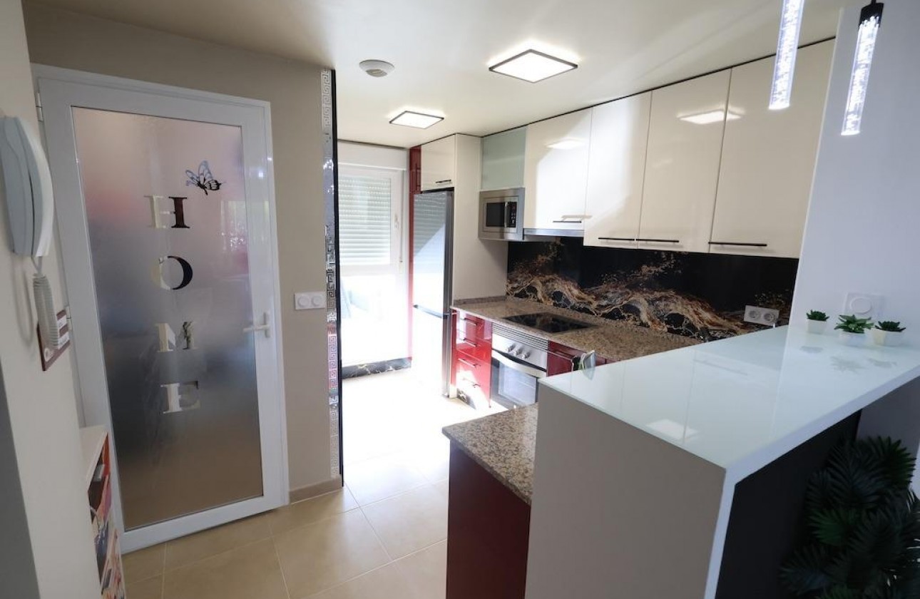 Resale - Apartment / flat - Orihuela Costa - Costa Blanca