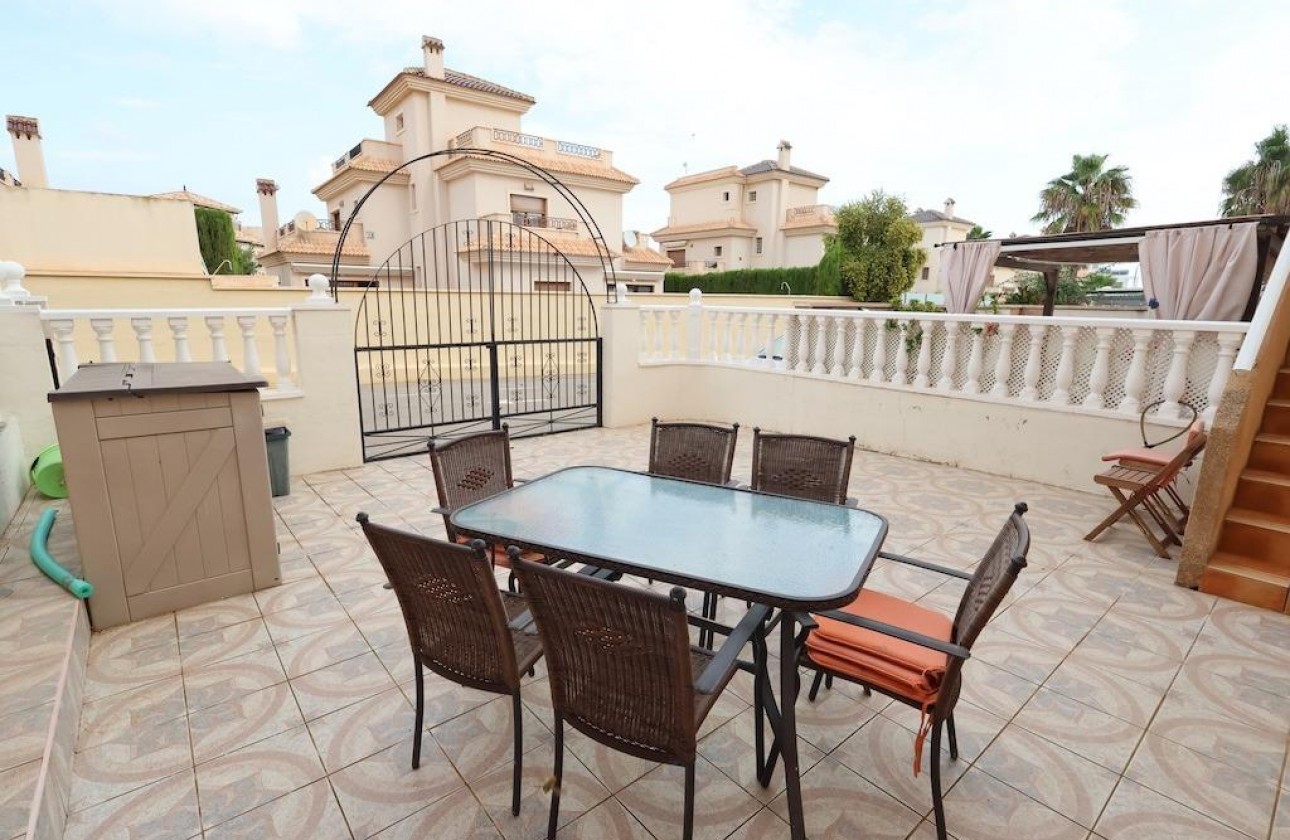 Resale - Bungalow - Orihuela Costa - Costa Blanca