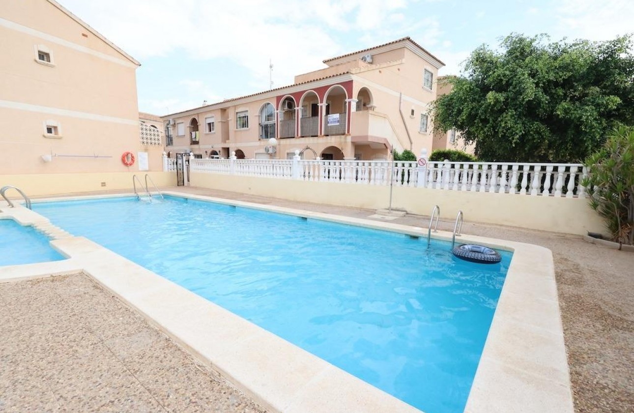 Resale - Bungalow - Orihuela Costa - Costa Blanca
