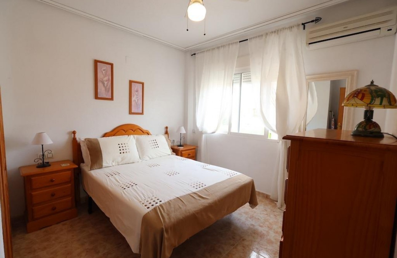 Resale - Bungalow - Orihuela Costa - Costa Blanca