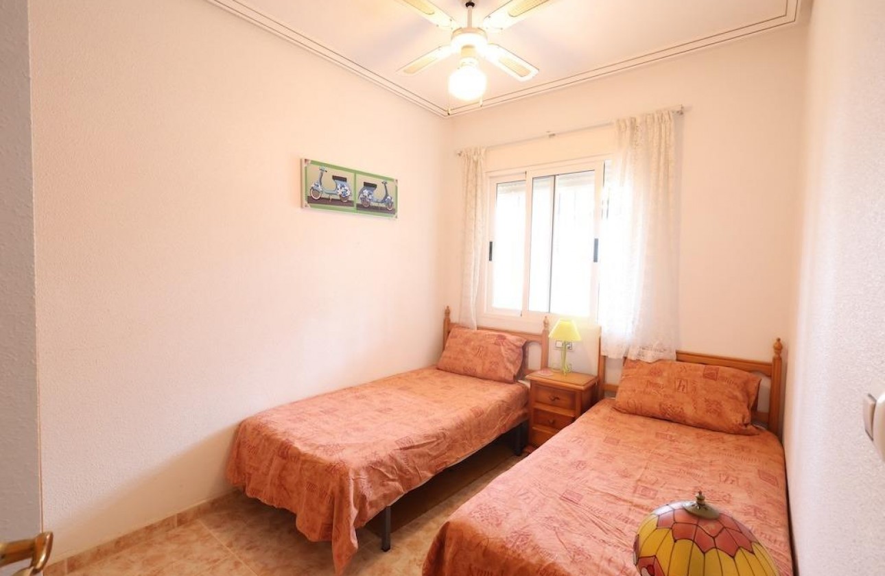 Resale - Bungalow - Orihuela Costa - Costa Blanca