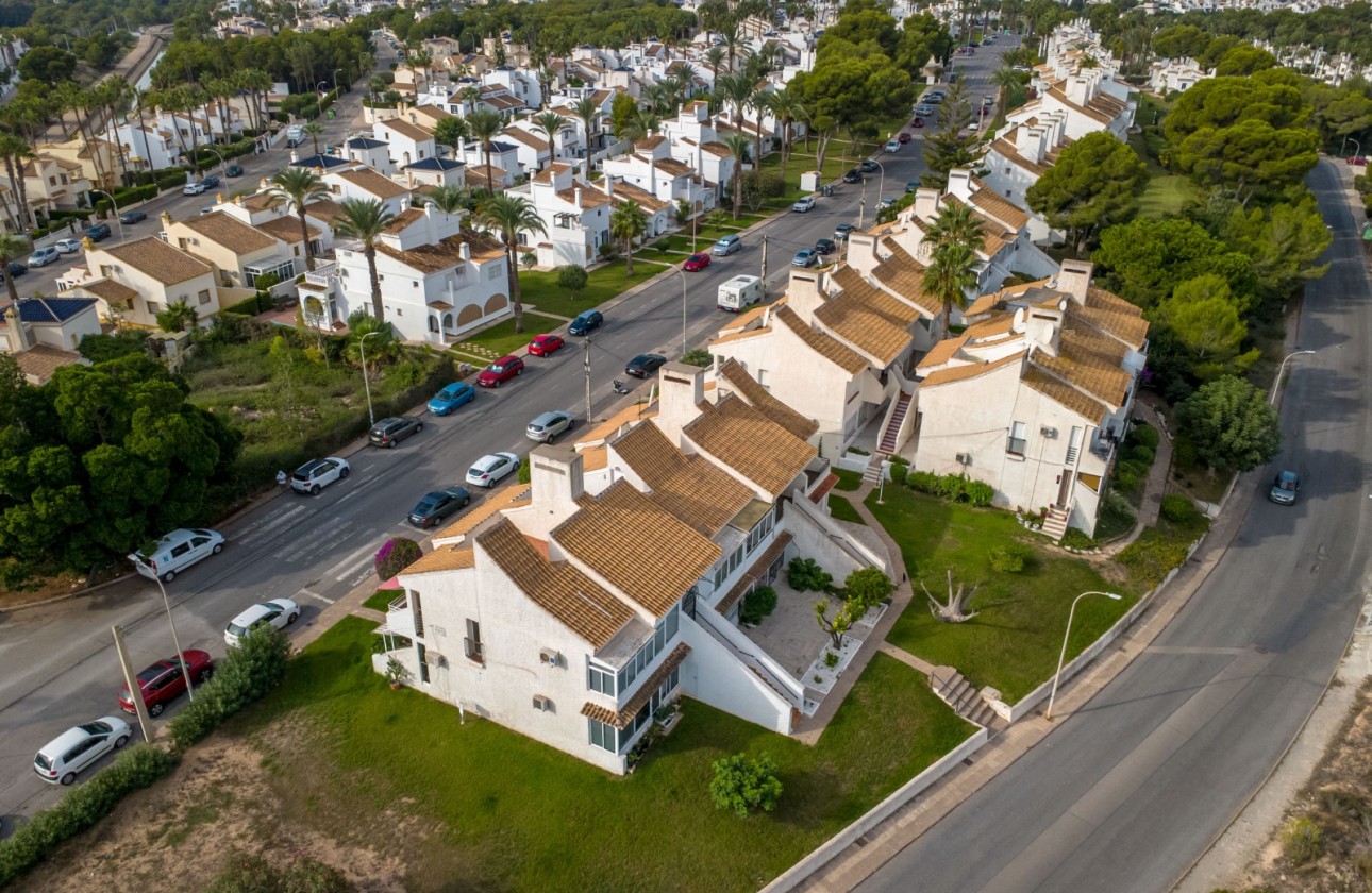 Resale - Bungalow - Orihuela - Inland