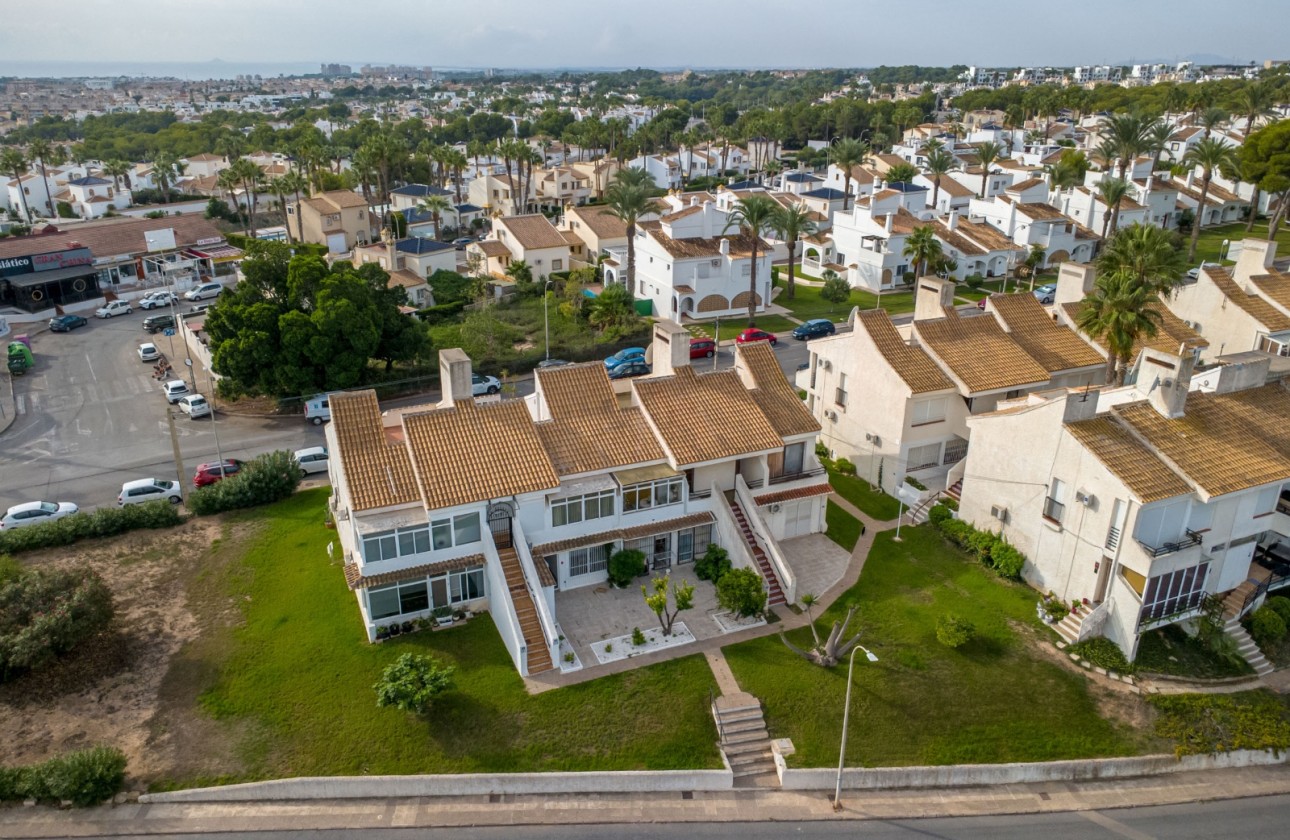 Resale - Bungalow - Orihuela - Inland