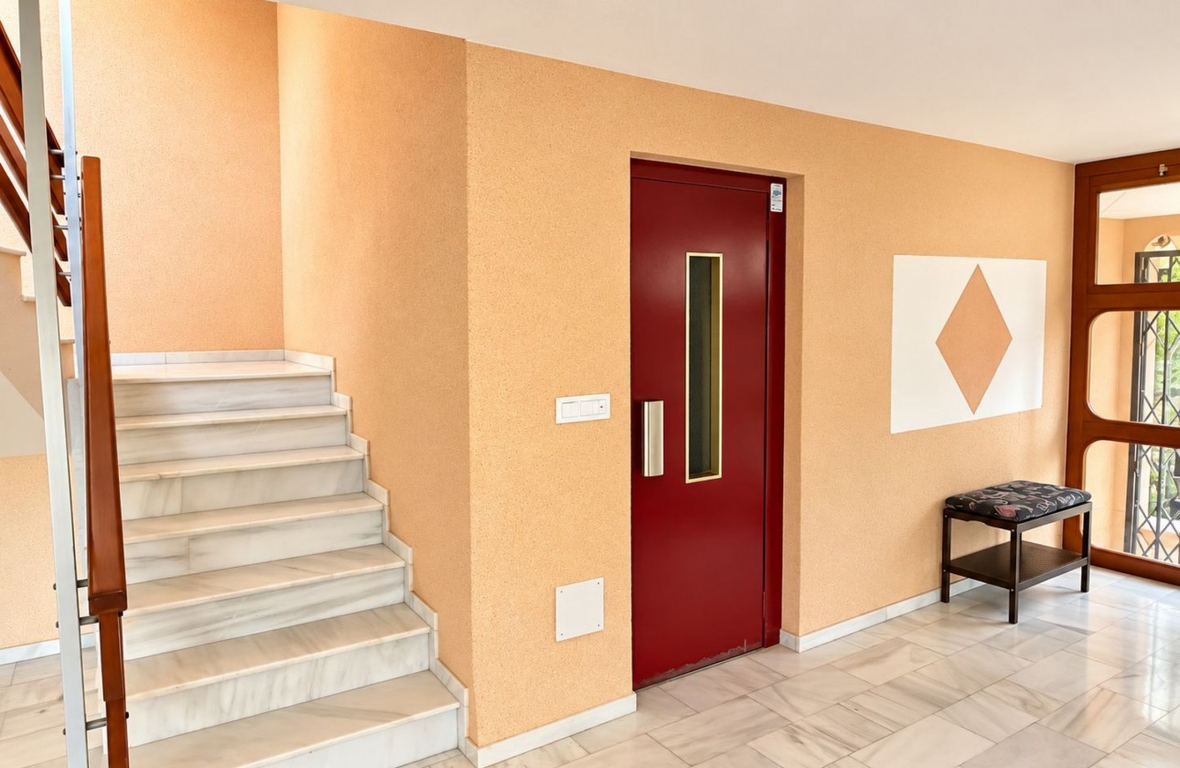 Reventa - Apartamento / piso - La Zenia - Costa Blanca