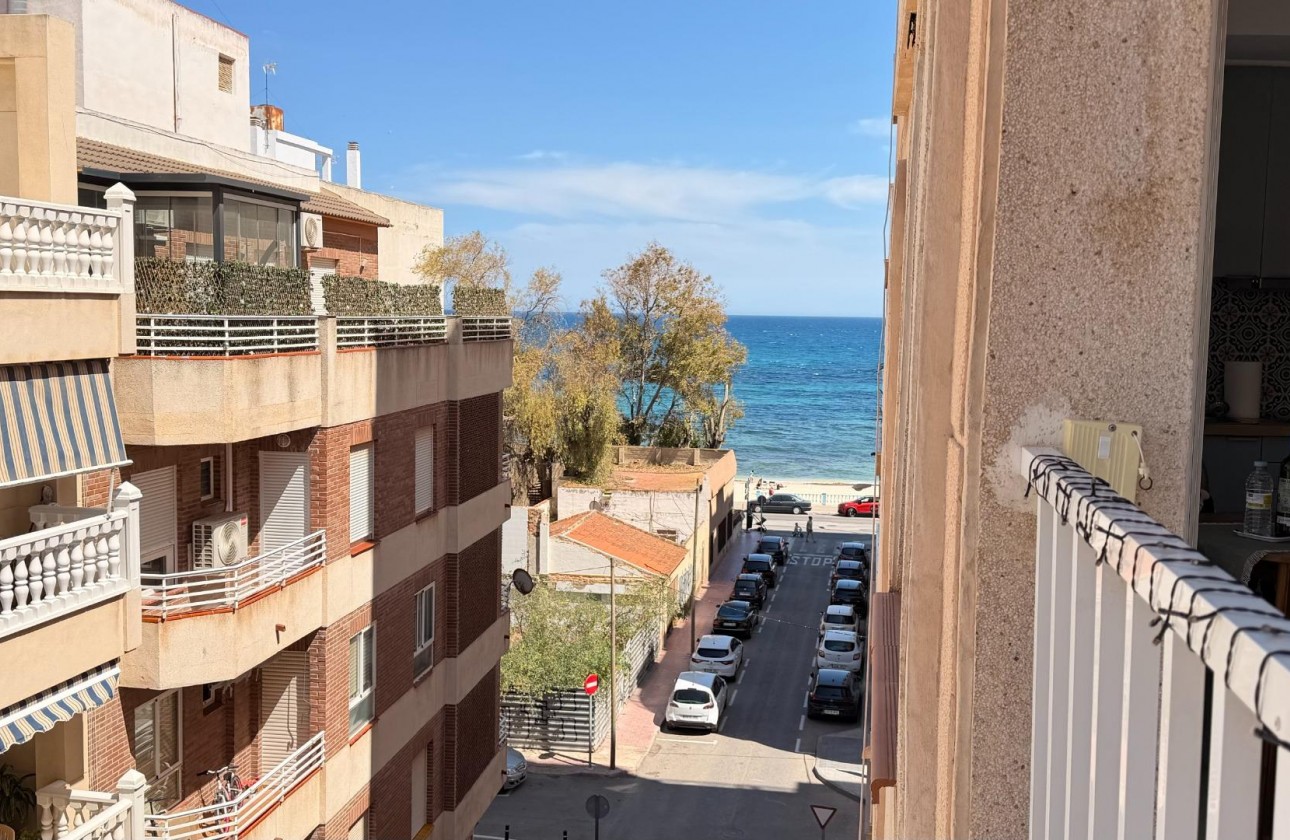 Resale - Apartment / flat - Torrevieja - Habaneras