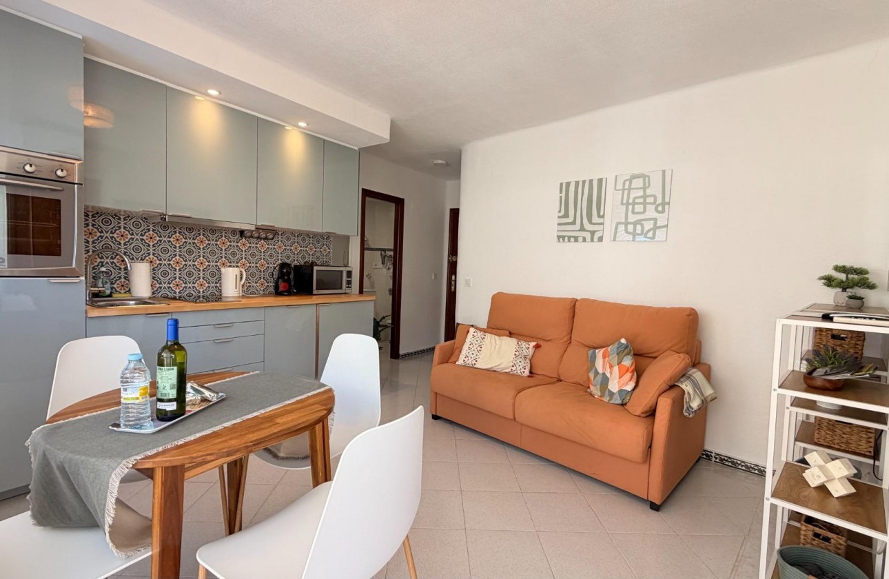 Resale - Apartment / flat - Torrevieja - Habaneras
