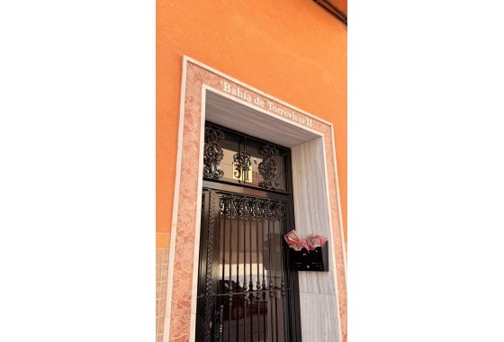 Resale - Apartment / flat - Torrevieja - Habaneras