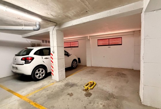 Resale - Apartment / flat - Torrevieja - Habaneras