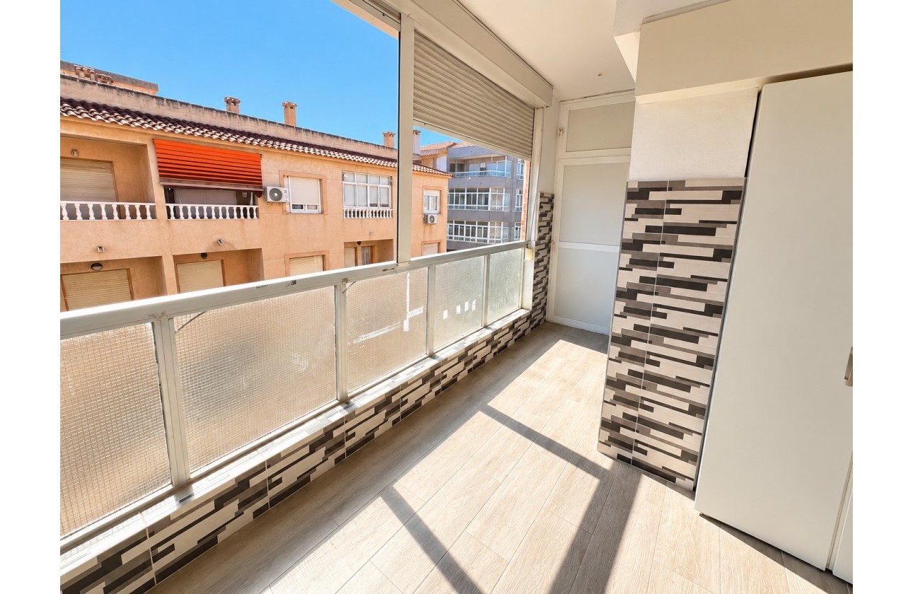 Reventa - Apartamento / piso - Torrevieja - playa de los naufragos