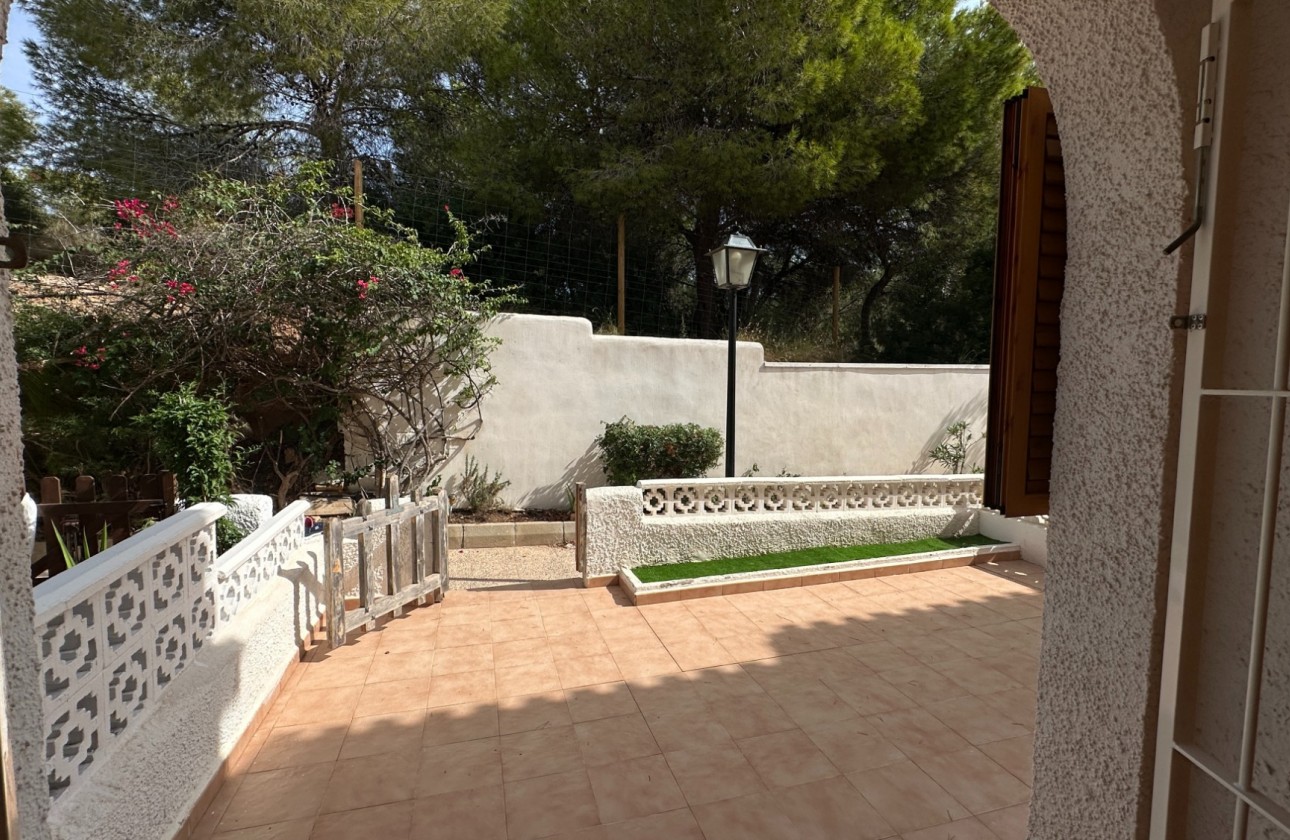 Resale - Villa - Orihuela Costa - Costa Blanca