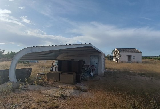 Reventa - Finca - Yecla - Inland
