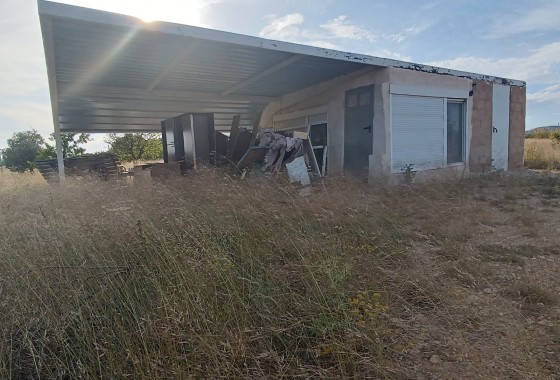 Reventa - Finca - Yecla - Inland