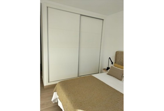Reventa - Apartamento / piso - Orihuela - Inland