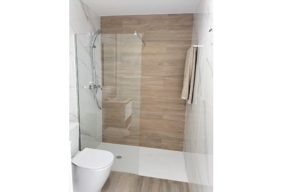 Reventa - Apartamento / piso - Orihuela - Inland