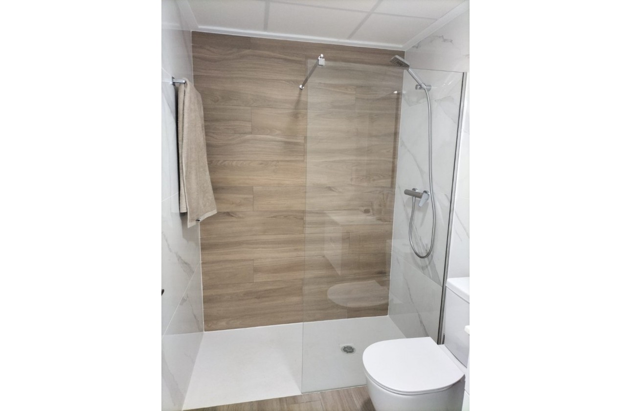 Reventa - Apartamento / piso - Orihuela - Inland