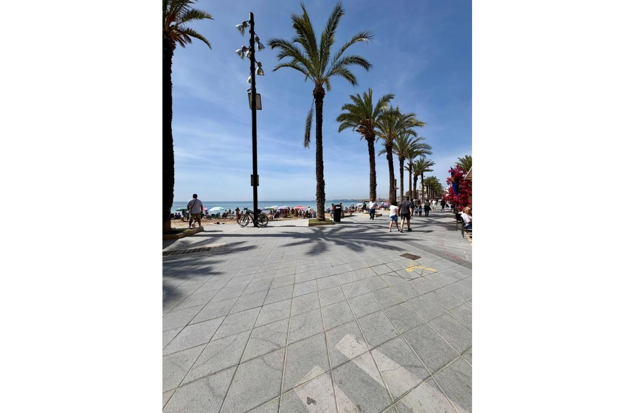 Reventa - Apartamento / piso - Torrevieja - Costa Blanca