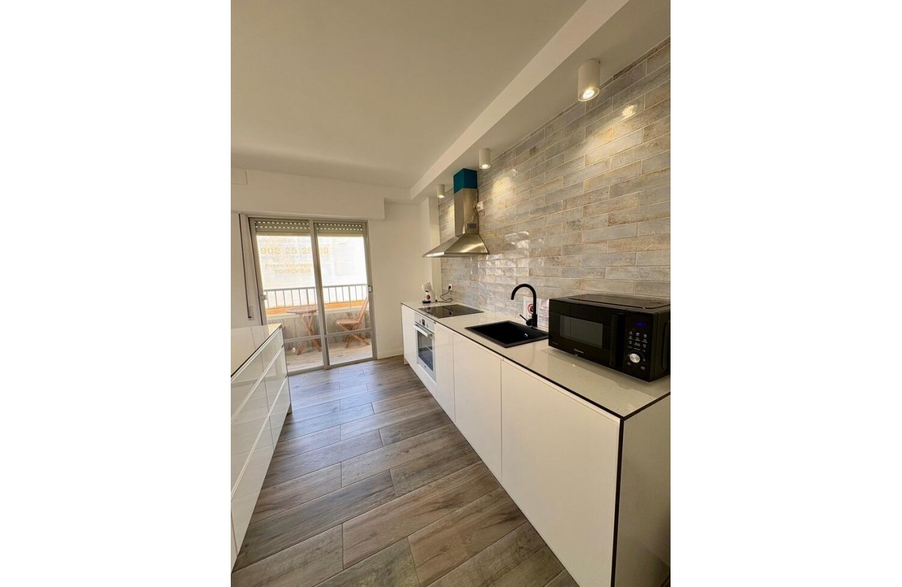 Reventa - Apartamento / piso - Torrevieja - Costa Blanca