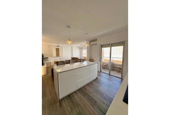 Reventa - Apartamento / piso - Torrevieja - Costa Blanca