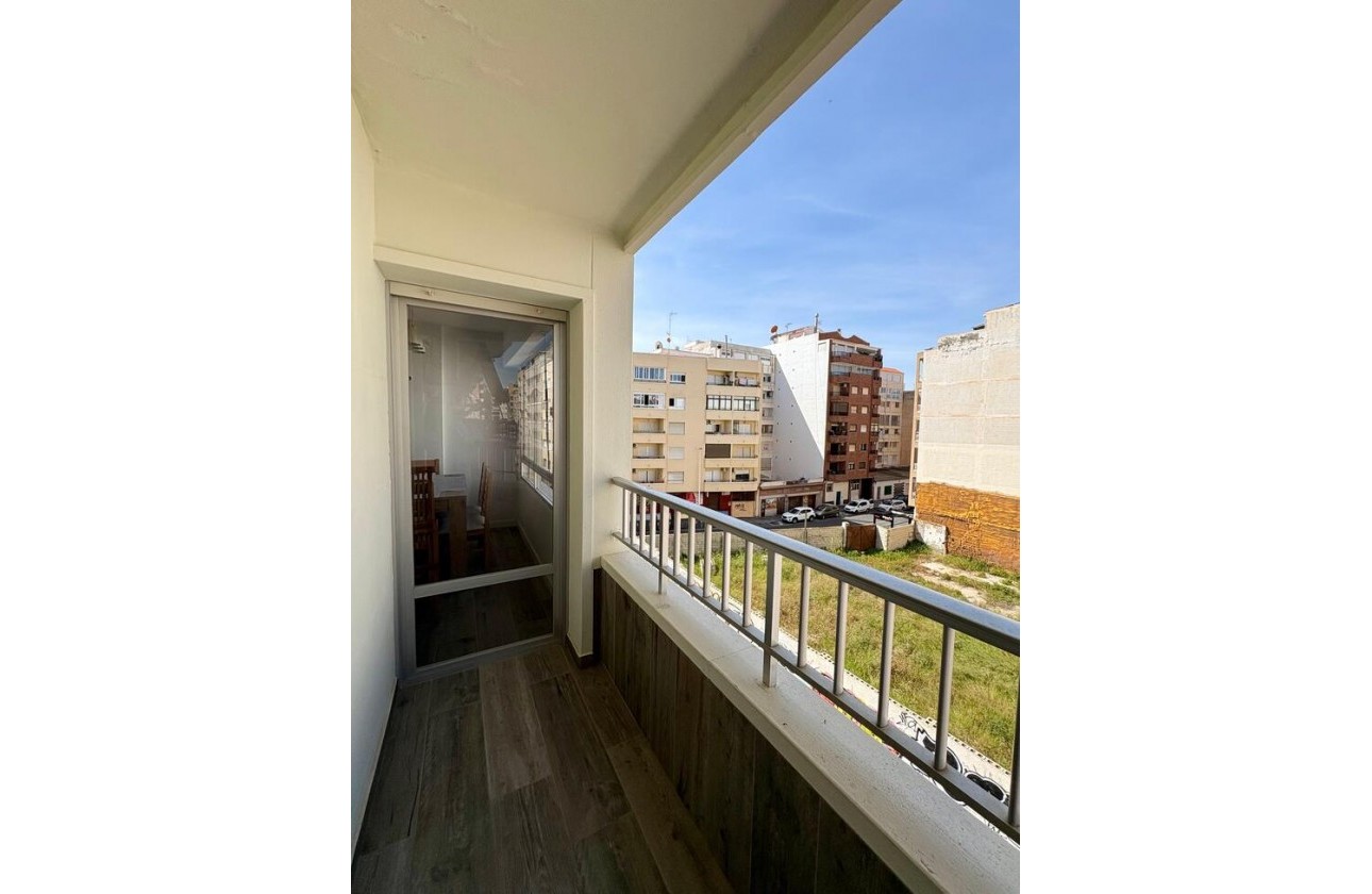 Reventa - Apartamento / piso - Torrevieja - Costa Blanca