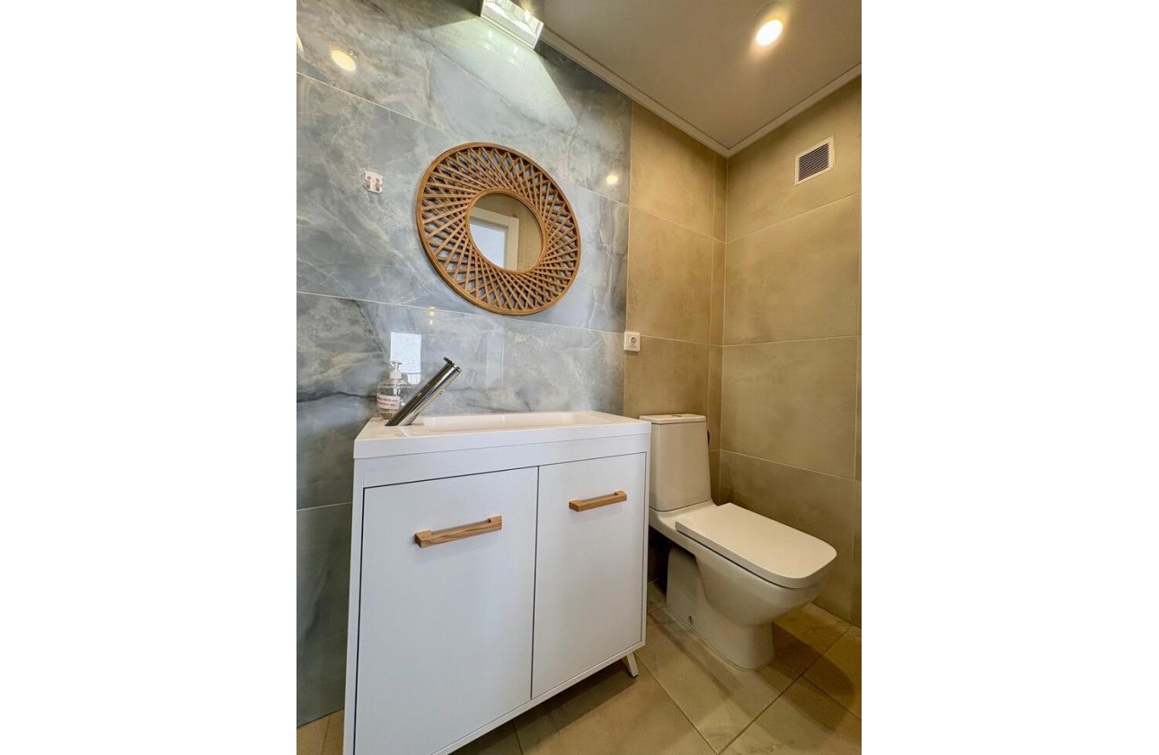 Reventa - Apartamento / piso - Torrevieja - Costa Blanca