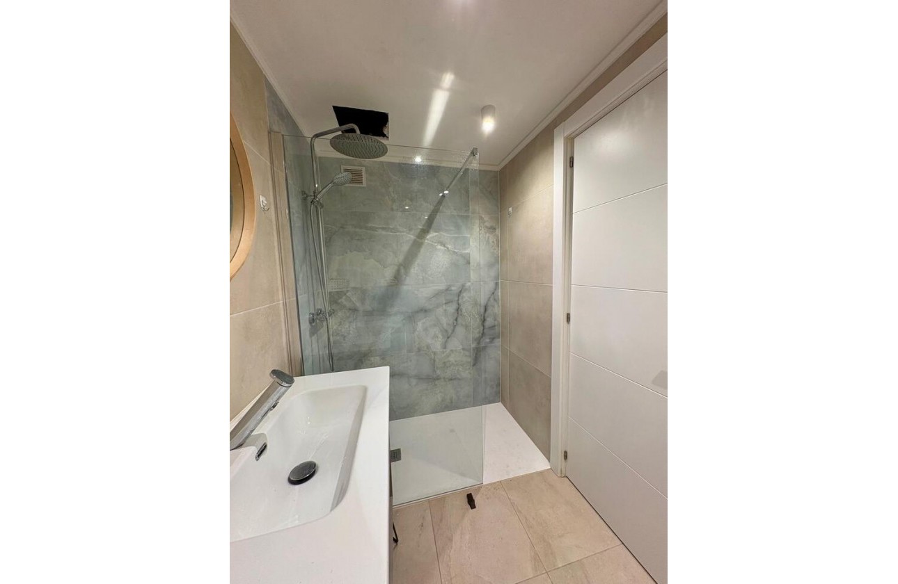 Reventa - Apartamento / piso - Torrevieja - Costa Blanca