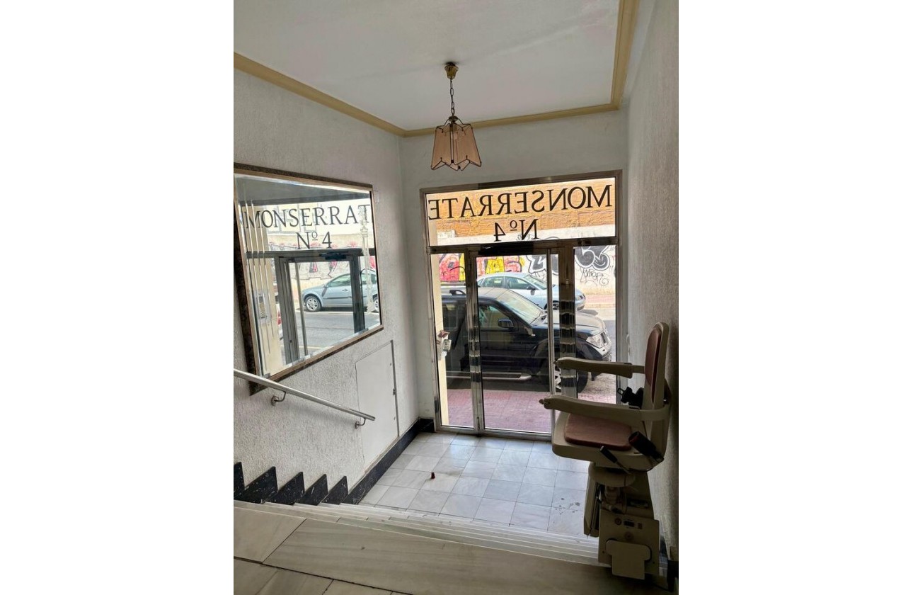 Reventa - Apartamento / piso - Torrevieja - Costa Blanca