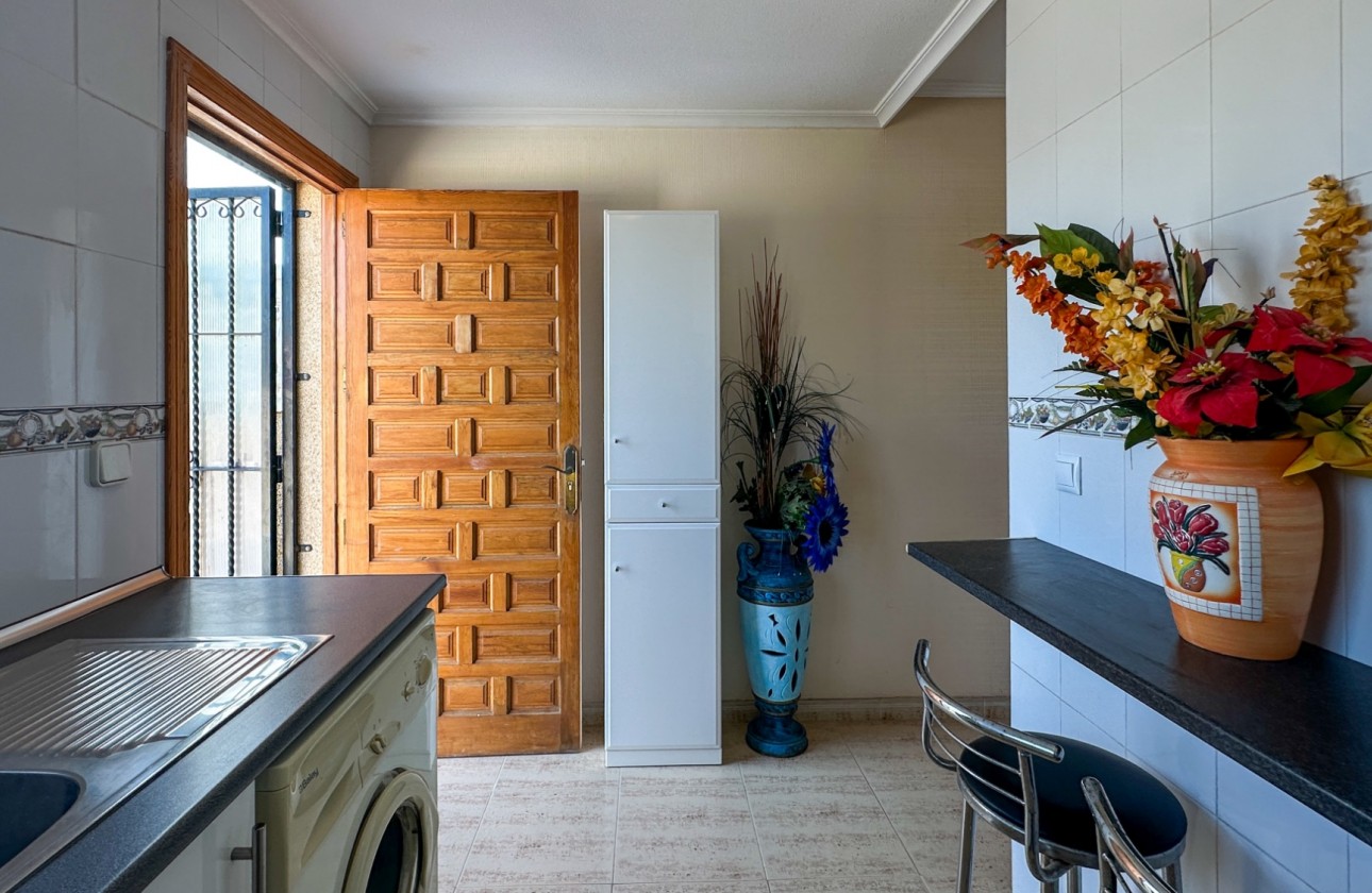 Resale - Villa - Orihuela Costa - Costa Blanca